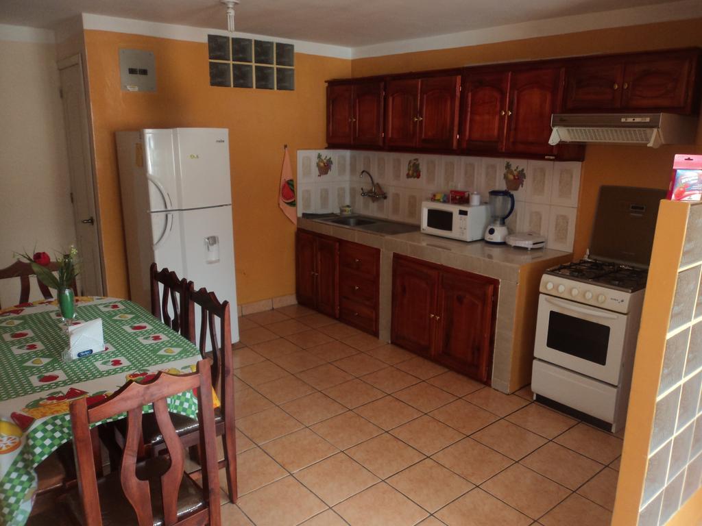 Otavalo Apartamentos Rocsan Pokoj fotografie