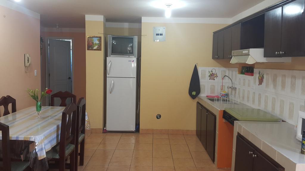 Otavalo Apartamentos Rocsan Pokoj fotografie